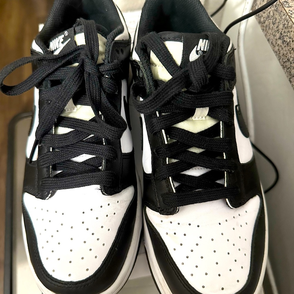 Nike Dunk Low (GS) “Panda”